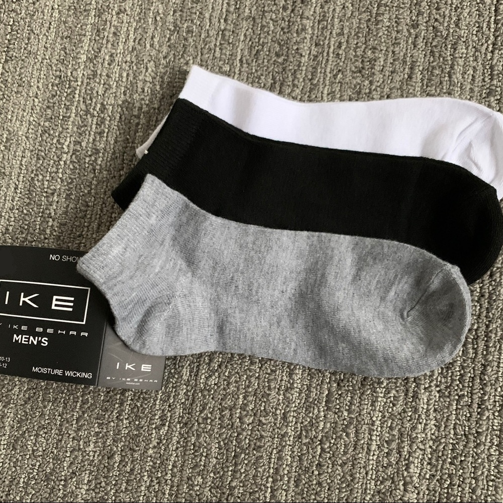 IKE BEHAR MENS NEW BLK / WHT / GRAY POLY SPANDEX NO-SHOW SOCKS (3 PAIRS ONLY)